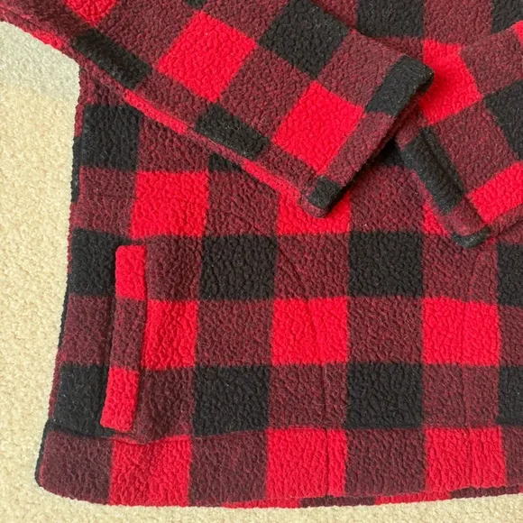 Old Navy Fleece Quarter Zip - Picture 3 of 8